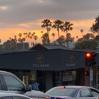Capri Laguna - Downtown Laguna at sunset, lots of food to eat. - Hotels Near Me - Laguna Beach, California Capri Laguna - Downtown Laguna at sunset, lots of food to eat. - Hotels Near Me - Laguna Beach, California