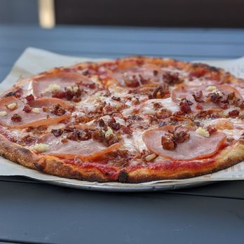 Blaze Pizza - 11-inch build your own pizza (applewood bacon and smoked ham) - Pizza Near Me - Lutz, Florida