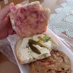 Loncheria Monroy - Torta de queso con puerco