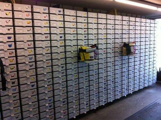 FREITAG Flagship Store Zürich by null