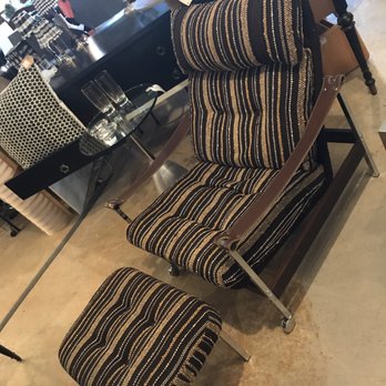 Restyle - Furniture Stores Near Me - Woodridge, Illinois