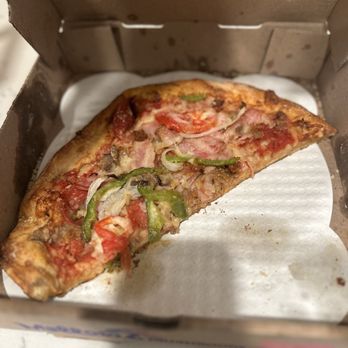 Mellow Mushroom Raleigh - The works pizza - Pizza Near Me - Raleigh, North Carolina