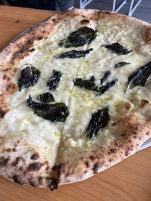 Harlow's Pizza by null