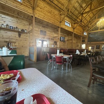 Smokee Mo's - Inside - Barbeque Near Me - Manchester, Missouri Smokee Mo's - Inside - Barbeque Near Me - Manchester, Missouri