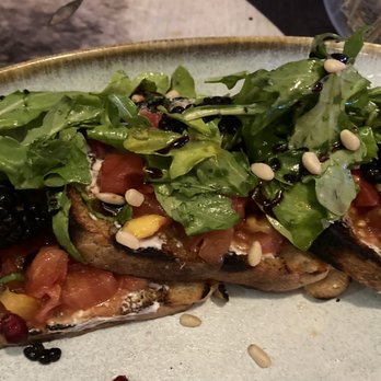 Rood - Bruschetta appetizer - Desserts Near Me - Lakewood, Ohio Rood - Bruschetta appetizer - Desserts Near Me - Lakewood, Ohio