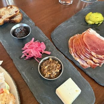The Hamilton - Seafood Near Me - Washington, DC, District of Columbia