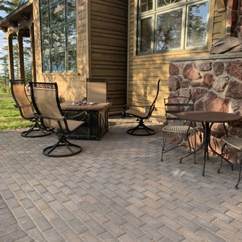 Keweenaw Castle Resort - Grand/Honeymoon Suite - Resorts Near Me - Allouez, Michigan