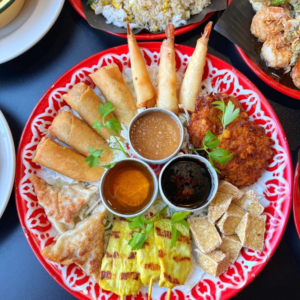 Bua Luang Thai Albany, CA - Last Updated January 2026 - Yelp