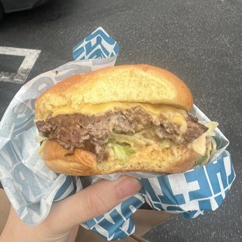 For The Win - Cheeseburger - Burgers Near Me - Alhambra, California For The Win - Cheeseburger - Burgers Near Me - Alhambra, California