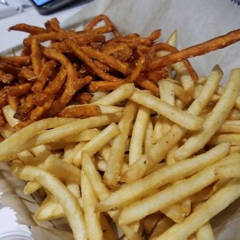 Burger 21 - Albuquerque - Burgers Near Me - Albuquerque, New Mexico