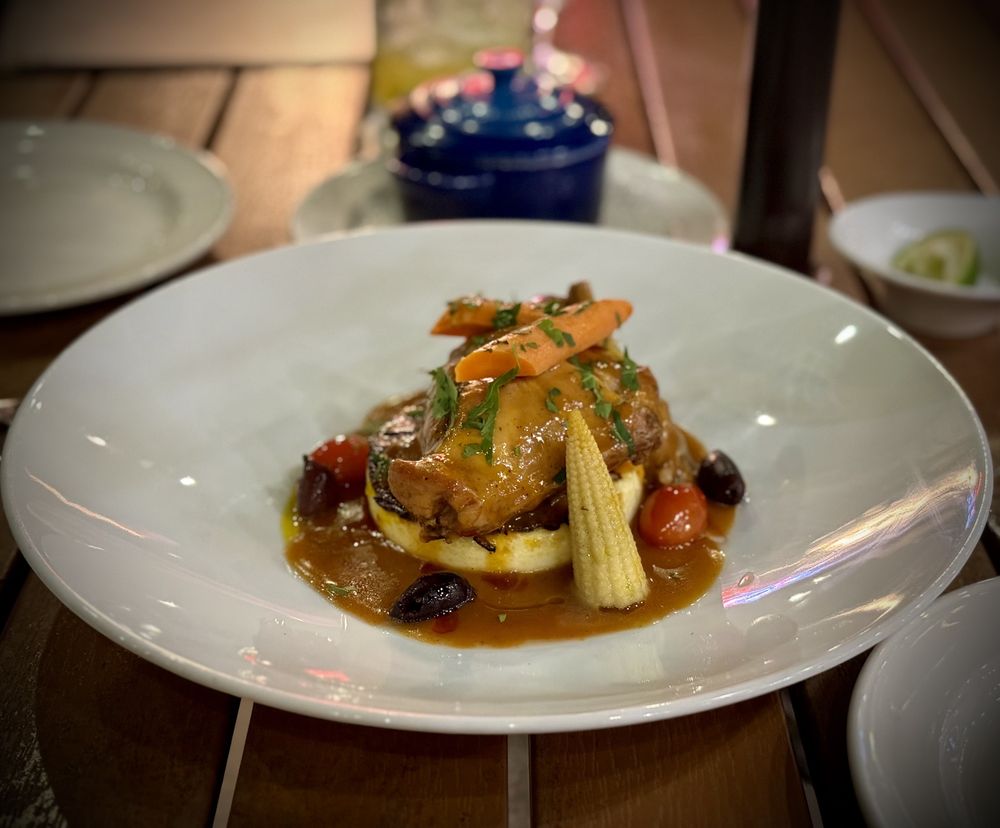 Maison Pucha Bistro