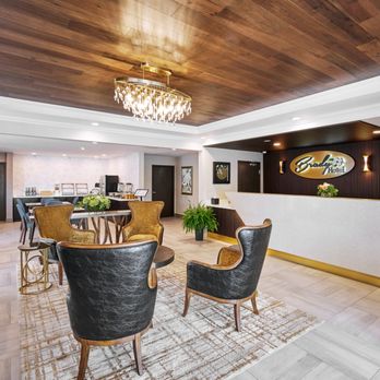 Brady Hotel - Hotels Near Me - New Florence, Missouri Brady Hotel - Hotels Near Me - New Florence, Missouri