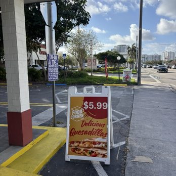 The Food Corner - Latin American Near Me - Hollywood, Florida