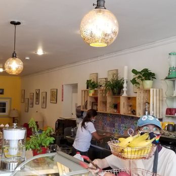MeLatte Coffee Shop - Coffee & Tea Near Me - Chicago, Illinois