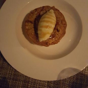Riverpark - Bourbon ice cream and apple pie - New American Near Me - New York, New York Riverpark - Bourbon ice cream and apple pie - New American Near Me - New York, New York