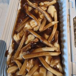 Border Crossing - Congealed "gravy" on anemic, undercooked fries
