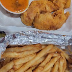 Wingman - Kids tender meal with fries. Side of sauce.