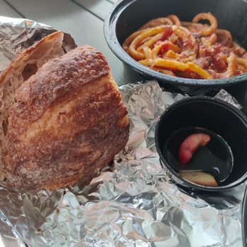 Giulia - Bread - Italian Near Me - Cambridge, Massachusetts