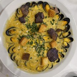 Bar André - Mouclade charentaise, curry éclat de crepinette