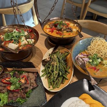 Thai Favorite Cuisine - Thai Near Me - Tustin, California