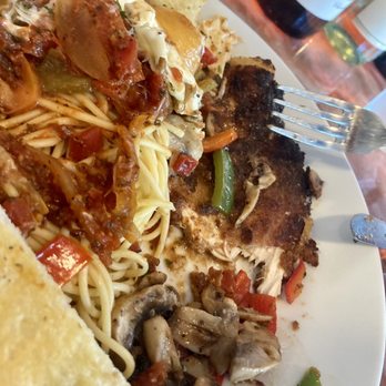 Amore Mio Trattoria - Lots of mushrooms, peppers and onions. - Italian Near Me - Arlington, Texas Amore Mio Trattoria - Lots of mushrooms, peppers and onions. - Italian Near Me - Arlington, Texas