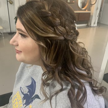 Manic Muse - Bridal hair by Adrienne, Bridal Makeup by Izzy - Hair Salons Near Me - Grand Rapids, Michigan Manic Muse - Bridal hair by Adrienne, Bridal Makeup by Izzy - Hair Salons Near Me - Grand Rapids, Michigan