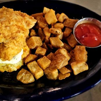 Third Street Social - Chicken and Waffle - Bars Near Me - Lee's Summit, Missouri Third Street Social - Chicken and Waffle - Bars Near Me - Lee's Summit, Missouri