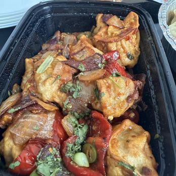 Himalayan Pizza and Momo - Pizza Near Me - San Francisco, California