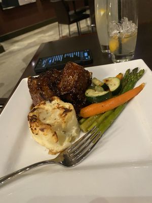 Beau's on the River by null