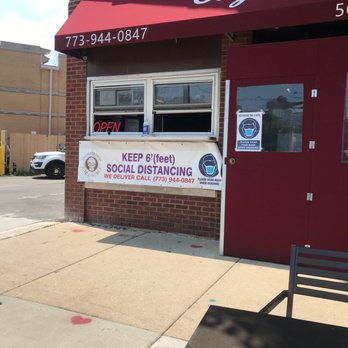 Edgewater Tacos - Social distancing sign - Tacos Near Me - Chicago, Illinois