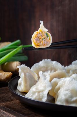 Yuanbao Jiaozi by null