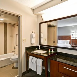 Hyatt Place Richmond Airport