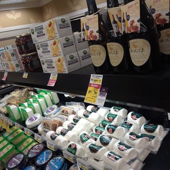 Albertsons - a display in a grocery store - Grocery Near Me - Phoenix, Arizona Albertsons - a display in a grocery store - Grocery Near Me - Phoenix, Arizona