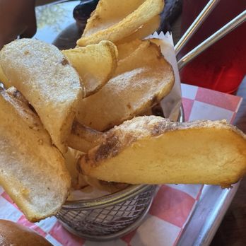 Hungry Bull Burger - Burgers Near Me - Plainville, Connecticut