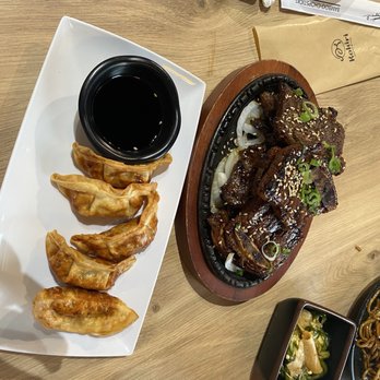 Kokiri Korean Bistro - Chicken dumplings and bbq short ribs - Barbeque Near Me - Edinburg, Texas Kokiri Korean Bistro - Chicken dumplings and bbq short ribs - Barbeque Near Me - Edinburg, Texas