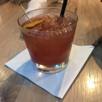 Moku Kitchen - Old Fashioned - Cocktail Bars Near Me - Honolulu, Hawaii