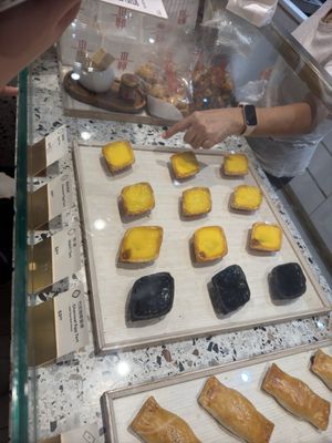 Tong Heng Traditional Cantonese Pastries by null