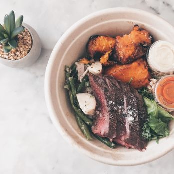 Dig Inn - Steak, sweet potatoes, green beans and regular potatoes, vegetables. Garlic Aioli and Sriracha sauce :) - New American Near Me - Boston, Massachusetts