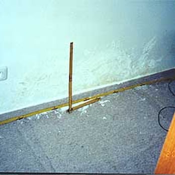 Baugutachter Schmalfuß & Partner - Bewertung von Wasserschäden am Putz mit Baugutachter Schmalfuß - Home Inspectors Near Me