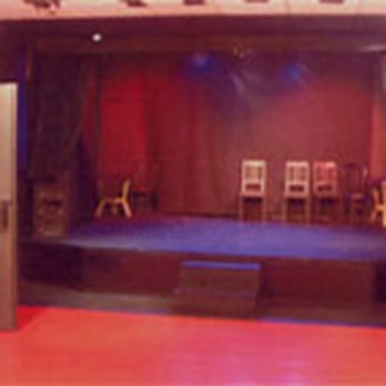 Sala Triángulo - ESCENARIO CAFÉ TEATRO. Escenario a la italiana. - Performing Arts Near Me - Madrid, M