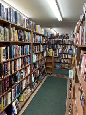 Walden Pond Books by null
