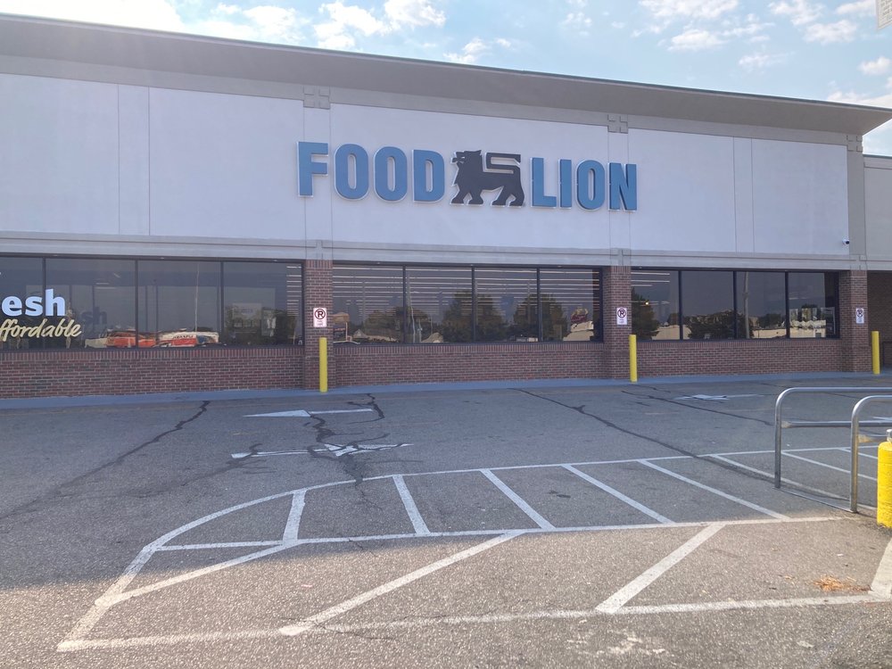 FOOD LION - Updated April 2026 - 1828 N Sandhills Blvd, Aberdeen, North ...