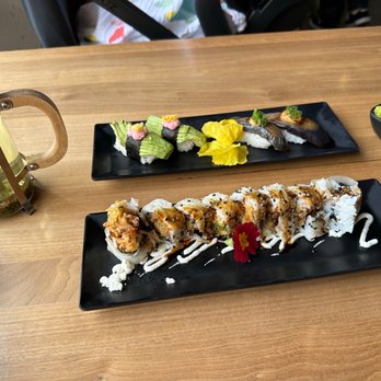Shizen - Top: avocado and eggplant nigiri Bottom: Prime Suspect - Sushi Bars Near Me - San Francisco, California Shizen - Top: avocado and eggplant nigiri Bottom: Prime Suspect - Sushi Bars Near Me - San Francisco, California
