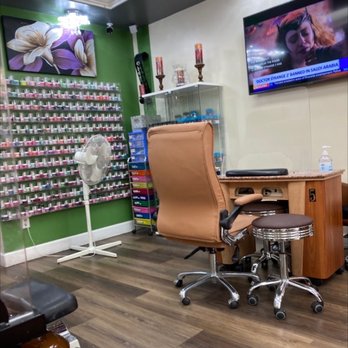 ULTRA Nail Spa - Lots of colors to choose from - Nail Salons Near Me - Stanton, California ULTRA Nail Spa - Lots of colors to choose from - Nail Salons Near Me - Stanton, California