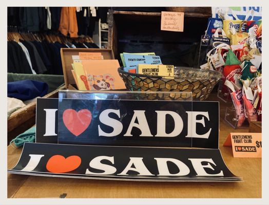 East West Shop by null