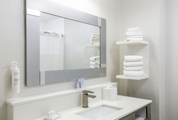 Hampton Inn East Windsor by null