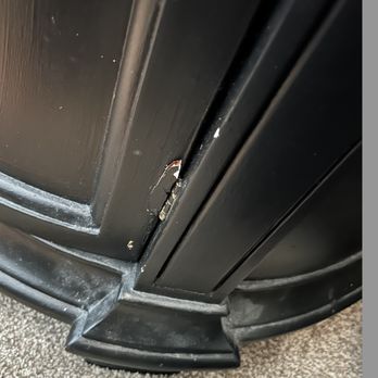 Warriors Moving - damaged side table - Movers Near Me - Woodland Hills, California Warriors Moving - damaged side table - Movers Near Me - Woodland Hills, California