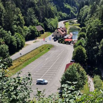 Teufelshöhle - Parkplatz - Landmarks & Historical Buildings Near Me - Pottenstein, BY