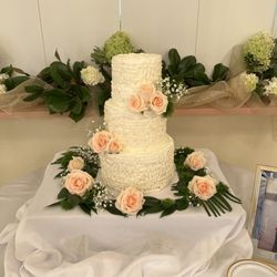 The Grand Bakery - Get your wedding or anniversary cake on the calendar!