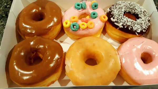 Grand Donuts by null